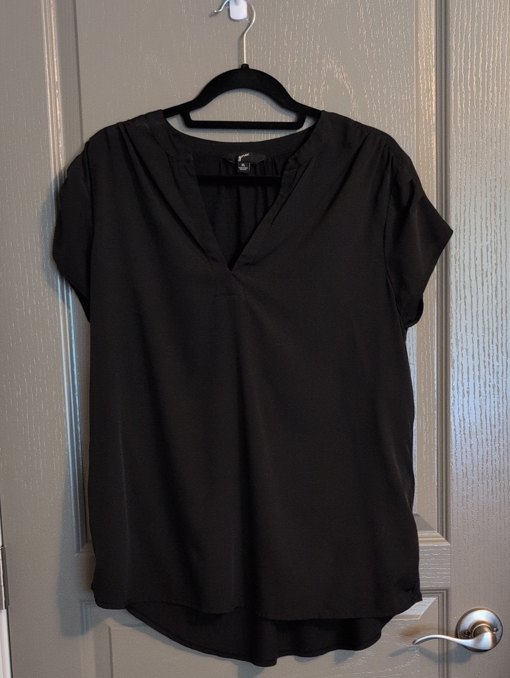 GNW Black V-Neck Short Sleeve Blouse